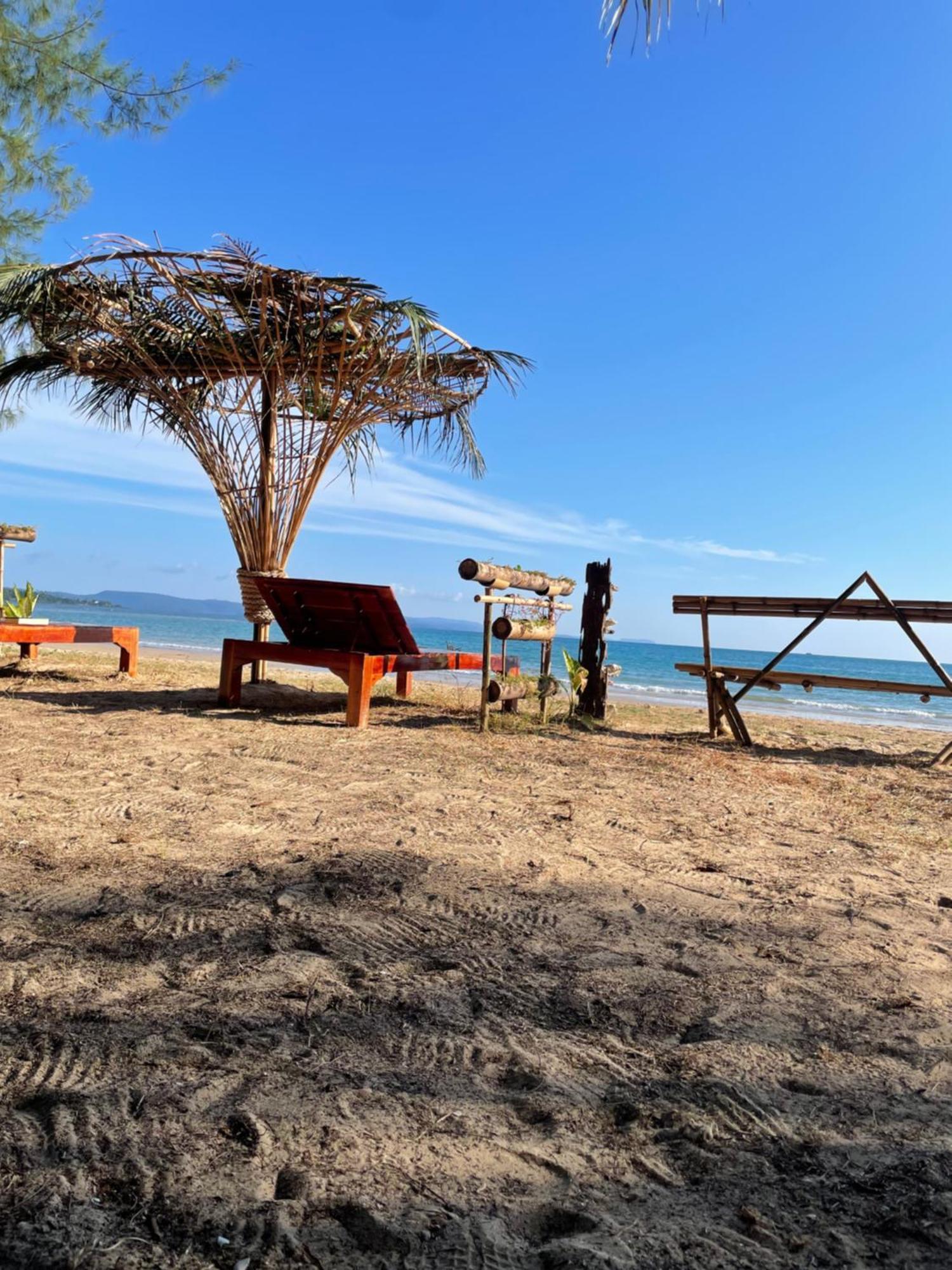 Baanyaiguesthouse Koh Mak Esterno foto